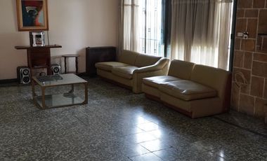 Propiedad Alquiler/Venta Av Aconquija 1era. Cuadra Terreno de 15 x 50 mts. en YB