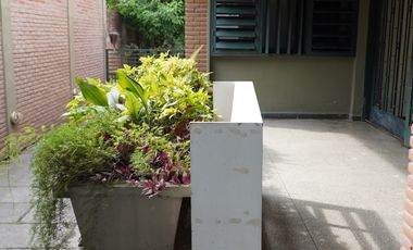 Propiedad Alquiler/Venta Av Aconquija 1era. Cuadra Terreno de 15 x 50 mts. en YB