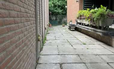 Propiedad Alquiler/Venta Av Aconquija 1era. Cuadra Terreno de 15 x 50 mts. en YB