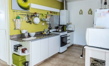 Departamento en venta de 2 dormitorios c/ cochera en La Falda