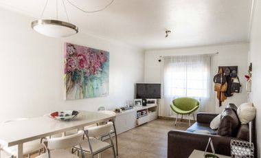 Departamento en venta de 2 dormitorios c/ cochera en La Falda