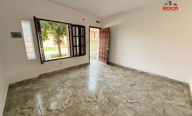 Casa en Venta en Los Perales – Ubicación Ideal para Vivir o Invertir