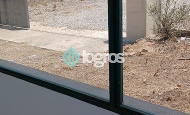 Galpón en alquiler de 700 m2 y Oficinas de 300 m2, en Pampa Blanca, Sobre RN 34