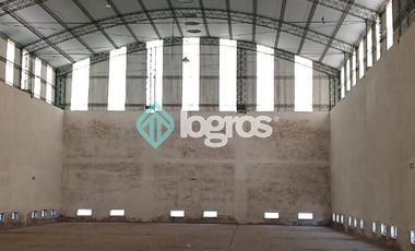 Galpón en alquiler de 700 m2 y Oficinas de 300 m2, en Pampa Blanca, Sobre RN 34
