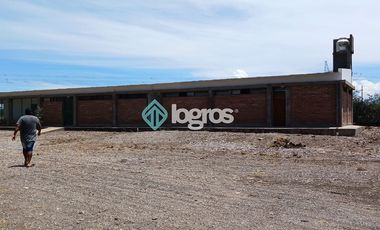 Galpón en alquiler de 700 m2 y Oficinas de 300 m2, en Pampa Blanca, Sobre RN 34
