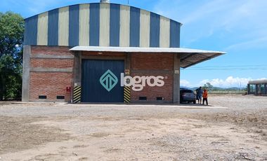 Galpón en alquiler de 700 m2 y Oficinas de 300 m2, en Pampa Blanca, Sobre RN 34