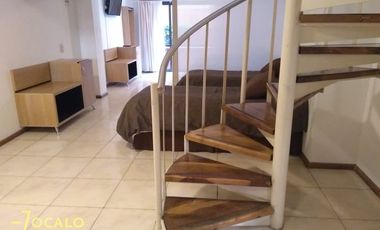 Excelente departamento tipo dúplex en venta en microcentro