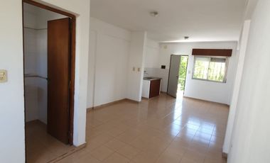 Departamento en alquiler en Villa Centenario