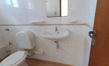 Departamento en alquiler en Villa Centenario