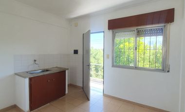 Departamento en alquiler en Villa Centenario