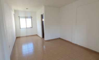 Departamento en alquiler en Villa Centenario