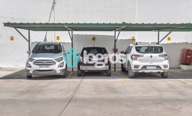 Departamento en venta de 3 dormitorios con cochera en Microcentro