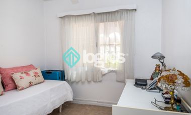 Departamento en venta de 3 dormitorios con cochera en Microcentro