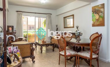 Departamento en venta de 3 dormitorios con cochera en Microcentro