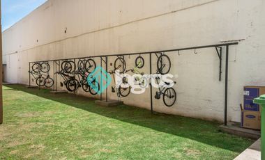 Departamento en venta de 3 dormitorios con cochera en Microcentro