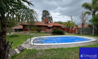 Casa en venta de 3 dormitorios c/ cochera en Costa Azul