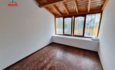 Hermoso duplex en venta en Los Perales pasos calle Reina Mora