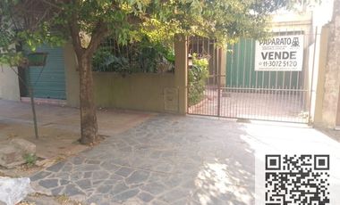 Casa en venta de 3 dormitorios c/ cochera en Berazategui Oeste