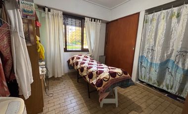 Venta Casa en PH y cochera. Caisamar
