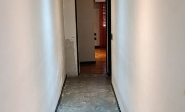 Casa en venta de 2 dormitorios c/ cochera en Villa Soldati