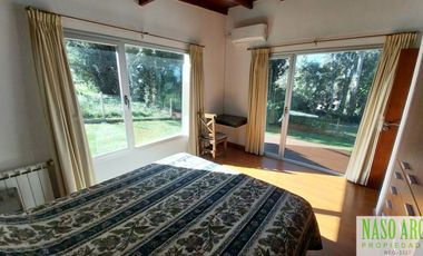 OPORTUNIDAD, BAJO SU VALOR. Casa en venta en Sierra de los Padres - Apta crédito