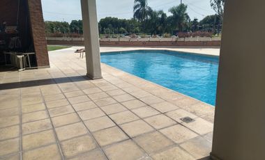 Departamento en alquiler de 3 dormitorios c/ cochera en Torres de Tigre