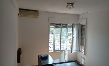 Departamento en alquiler de 3 dormitorios c/ cochera en Torres de Tigre