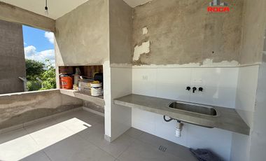 Amplio salón tipo quincho en venta – Bosque del Ceibal 1, San Antonio