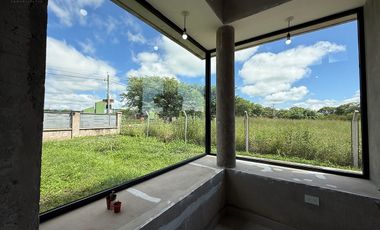 Amplio salón tipo quincho en venta – Bosque del Ceibal 1, San Antonio