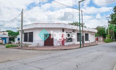 Local comercial en venta ubicado Av. Hipólito Yrigoyen al 1300, Salta