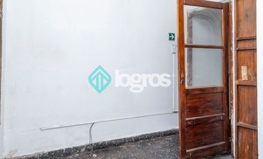 Local comercial en venta ubicado Av. Hipólito Yrigoyen al 1300, Salta