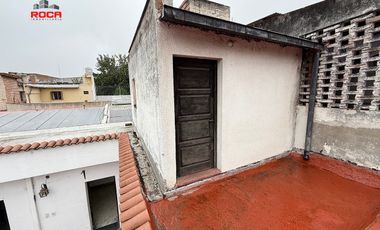 Amplia casa en venta en Barrio Gorriti