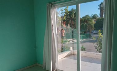 Casa en venta de 6 dormitorios c/ cochera en Rodeo de la Cruz