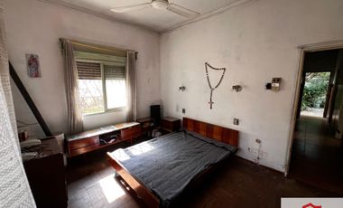 Casa en venta de 3 dormitorios c/ cochera en Ramos Mejía
