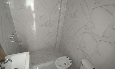 Departamento en venta de 2 dormitorios c/ cochera en San Bernardo
