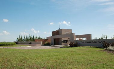 Club de Campo La Faustina, lote de 1200 m2 sobre el Lago.