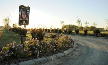 Club de Campo La Faustina, lote de 1200 m2 sobre el Lago.