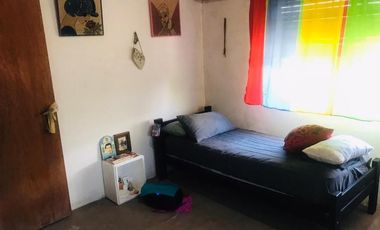 156 Esq. 17 - CASA A RECICLAR DE 3 DOR (BERISSO)