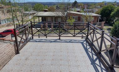 00062 Inmejorable casa para 8 c/cochero en Villla Cura Brochero