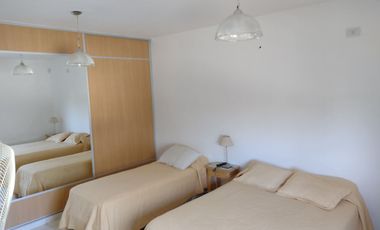 00066 Confortable casa en Barrio Privado Costa Mallea para 6 personas c/pileta