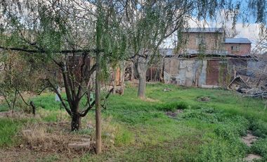 Casa en venta de 2 dormitorios c/ cochera en Cinco Saltos