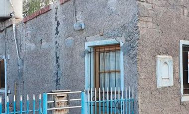 Casa en venta de 2 dormitorios c/ cochera en Cinco Saltos
