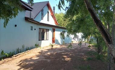 Casa en venta de 5 dormitorios c/ cochera en San Bernardo