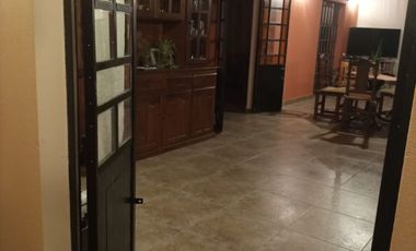 Casa en venta de 5 dormitorios c/ cochera en San Bernardo