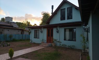 Casa en venta de 5 dormitorios c/ cochera en San Bernardo