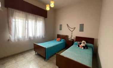 Casa en venta de 2 dormitorios c/ cochera en 9 de Julio