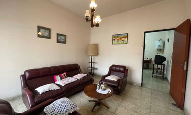 Casa en venta de 2 dormitorios c/ cochera en 9 de Julio
