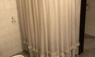 Casa en venta de 2 dormitorios c/ cochera en Pontevedra