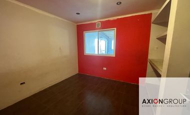 Espora e/ 32 y 33 - CASA (BERISSO)