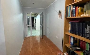 Espora e/ 32 y 33 - CASA (BERISSO)